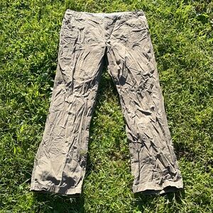 Columbia adventure pants green khaki outdoor pants new and clean